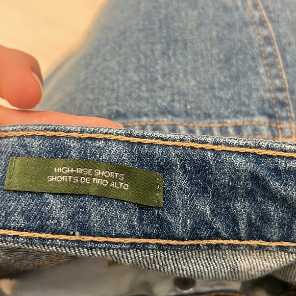 Wild Fable Blue Distressed Jean Shorts size 6. In perfect condition! - Picture 7 of 10